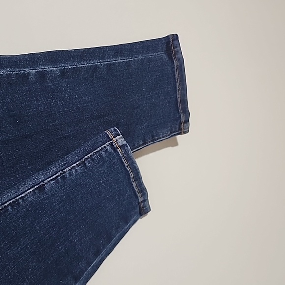 Good American High Waist Skinny Leg Good Legs Jeans Size 27 Style GAGL899 - Picture 5 of 10